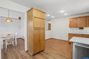 2658 S 12th St, Lebanon, OR 97355 - Photo 13