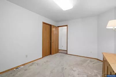 2658 S 12th St, Lebanon, OR 97355 - Photo 17