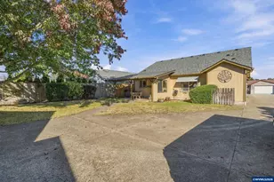 2658 S 12th St, Lebanon, OR 97355 - Photo 31