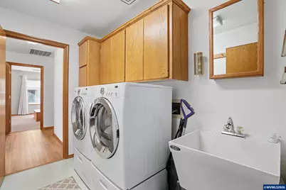 2658 S 12th St, Lebanon, OR 97355 - Photo 25