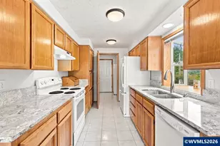 3799 Vitae Springs Rd S, Salem, OR 97306 - Photo 9