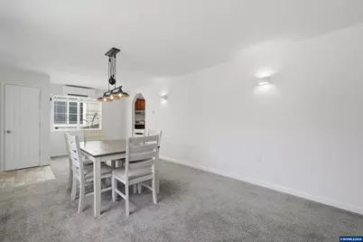 4626 Reimann St NE, Salem, OR 97305 - Photo 9