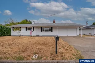 809 33rd Av SE, Albany, OR 97322 - Photo 1
