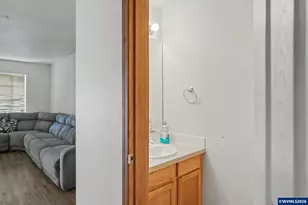 905 Charter (-915) Pl NE, Salem, OR 97301 - Photo 9