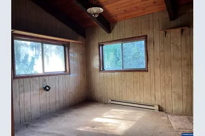 34033 Totem Pole Rd, Lebanon, OR 97355 - Photo 17
