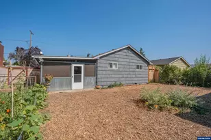 840 Davidson St SE, Albany, OR 97322 - Photo 27
