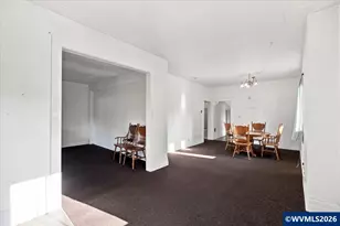 1489 Court St NE, Salem, OR 97301 - Photo 7