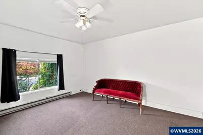 1489 Court St NE, Salem, OR 97301 - Photo 9