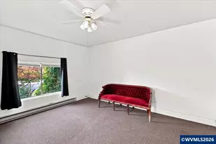 1489 Court St NE, Salem, OR 97301 - Photo 9