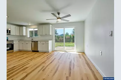 1086 Wilson St, Woodburn, OR 97071 - Photo 7