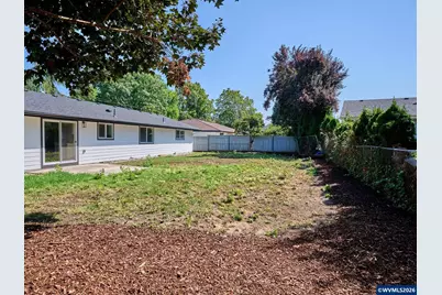 1086 Wilson St, Woodburn, OR 97071 - Photo 29