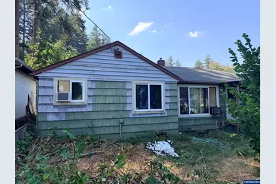 140 7th Av, Sweet Home, OR 97386 - Photo 1