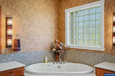 7803 Independence Hwy NW, Albany, OR 97321 - Photo 27