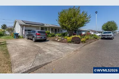 1487 Walton Wy, Woodburn, OR 97071 - Photo 3