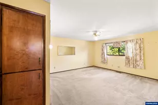 2044 Astor Way, Woodburn, OR 97071 - Photo 13