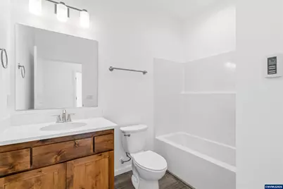 4608 Airport Ln, Sweet Home, OR 97386 - Photo 11