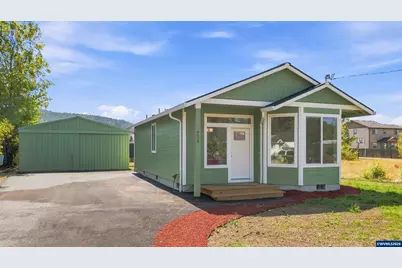 4608 Airport Ln, Sweet Home, OR 97386 - Photo 1