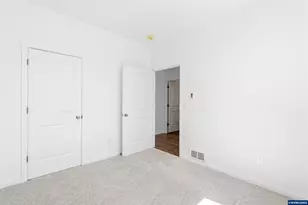 4608 Airport Ln, Sweet Home, OR 97386 - Photo 13