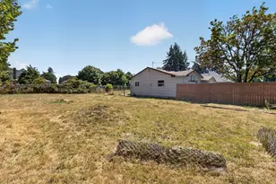 325 Chicago St SE, Albany, OR 97321 - Photo 25