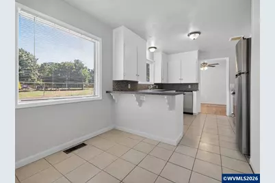 325 Chicago St SE, Albany, OR 97321 - Photo 11