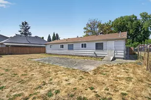 325 Chicago St SE, Albany, OR 97321 - Photo 21