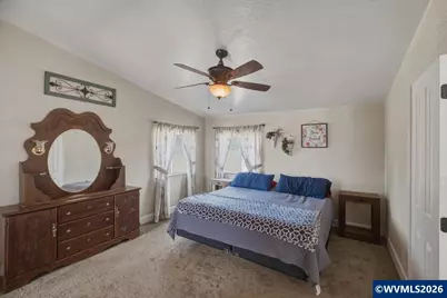 6310 State St, Salem, OR 97317 - Photo 13