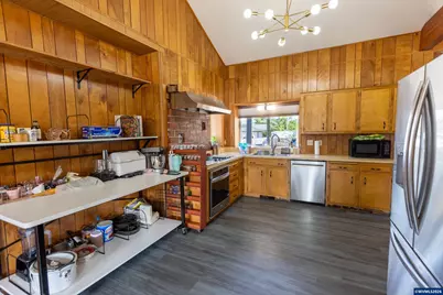 1080 Hope Av NW, Salem, OR 97304 - Photo 17