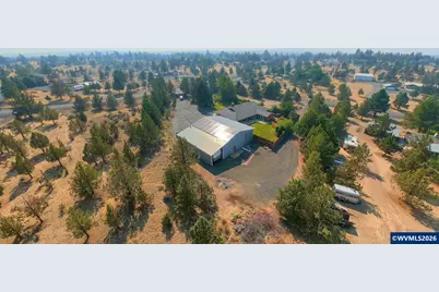 200 SE Crestview Ln, Madras, OR 97741 - Photo 41