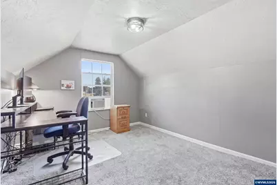 267 NW Woods Ln, Dallas, OR 97338 - Photo 23