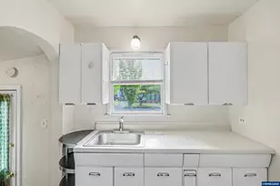 720 NW 16th St, Corvallis, OR 97330 - Photo 19