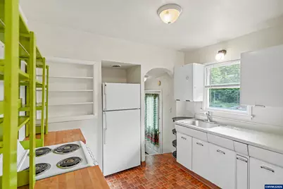 720 NW 16th St, Corvallis, OR 97330 - Photo 17