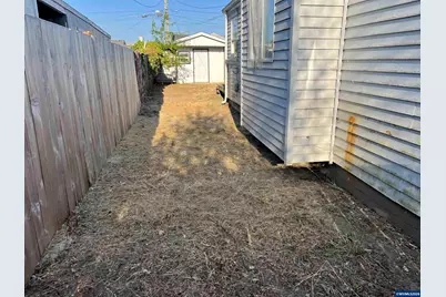 745 16th Av SW, Albany, OR 97321 - Photo 11