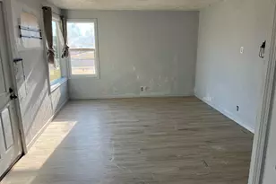 745 16th Av SW, Albany, OR 97321 - Photo 3