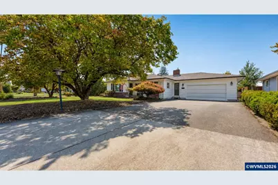 1110 W Oak St, Lebanon, OR 97355 - Photo 1