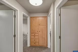 1306 27th Av SE, Albany, OR 97322 - Photo 9
