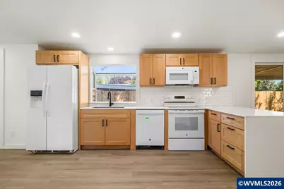 4706 Deepwood Lp NE, Salem, OR 97305 - Photo 11