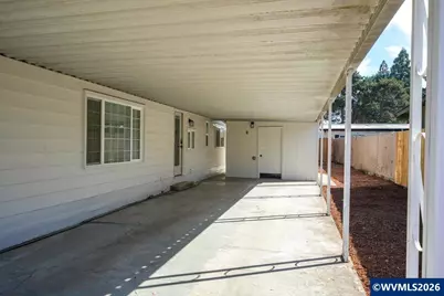 4706 Deepwood Lp NE, Salem, OR 97305 - Photo 5