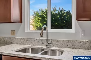 4888 38th Pl NE, Salem, OR 97305 - Photo 13