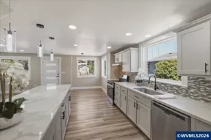 1530 Barnes Ave SE, Salem, OR 97306 - Photo 13