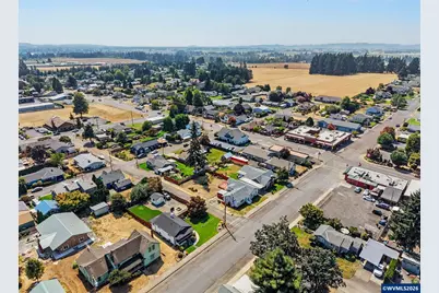 216 E Main St, Sublimity, OR 97385 - Photo 45