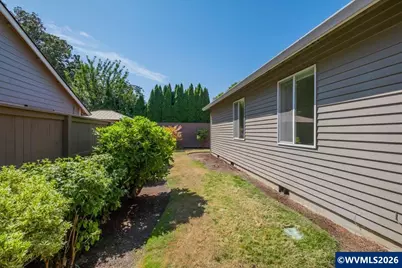 1046 Twinwood Ct NW, Salem, OR 97304 - Photo 29
