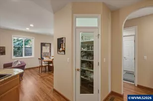 1046 Twinwood Ct NW, Salem, OR 97304 - Photo 9