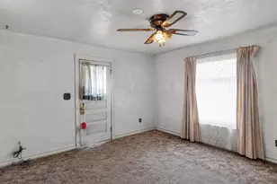 42 E St, Lebanon, OR 97219 - Photo 15