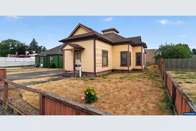 42 E St, Lebanon, OR 97219 - Photo 17