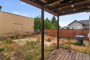 42 E St, Lebanon, OR 97219 - Photo 25