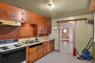 42 E St, Lebanon, OR 97219 - Photo 21