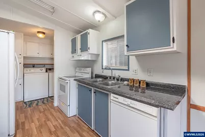 631 E Ellendale #207 Av, Dallas, OR 97338 - Photo 9