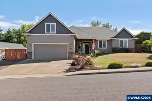 317 NW Ivy Ave, Dallas, OR 97338 - Photo 1