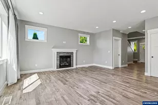 433 Grant St, Silverton, OR 97381 - Photo 11