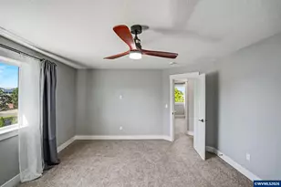 433 Grant St, Silverton, OR 97381 - Photo 23